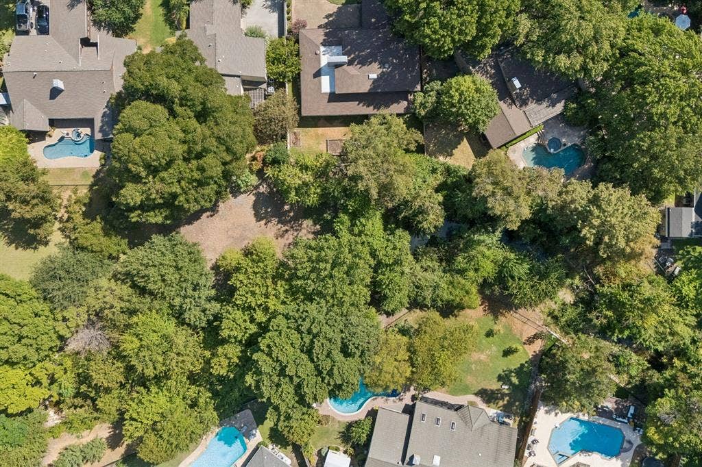 6720 Robin Willow Court, Dallas, TX 75248 6720 Robin Willow Court, Dallas, TX 75248