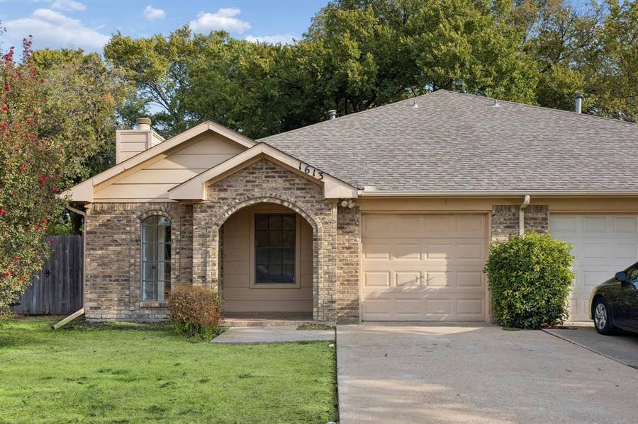 Property photo for 1613 19th Street, Plano, TX