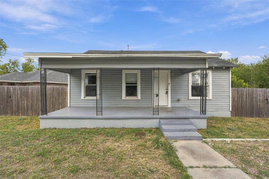 Property photo for 1001 Preston Street, Waco, TX