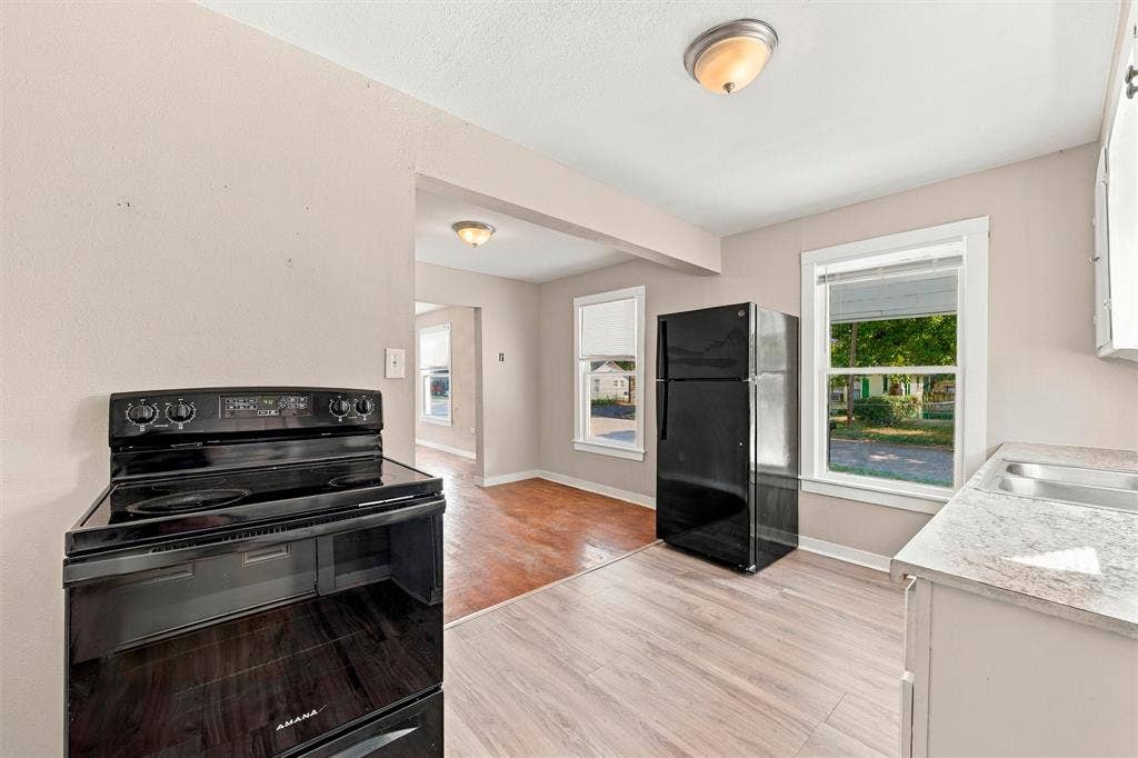 1001 Preston Street, Waco, TX 76704 1001 Preston Street, Waco, TX 76704