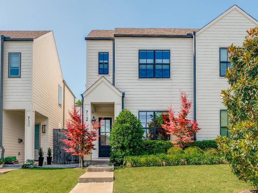 Property photo for 732 W 7th Street, Dallas, TX