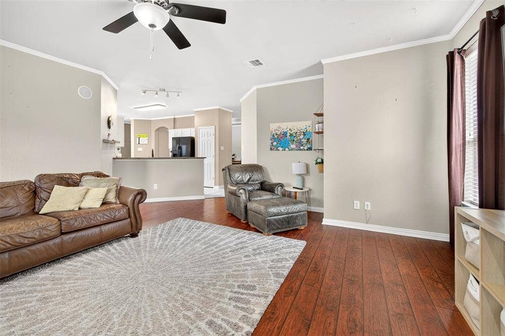 9928 Tanglebrush Drive, McKinney, TX 75072 9928 Tanglebrush Drive, McKinney, TX 75072