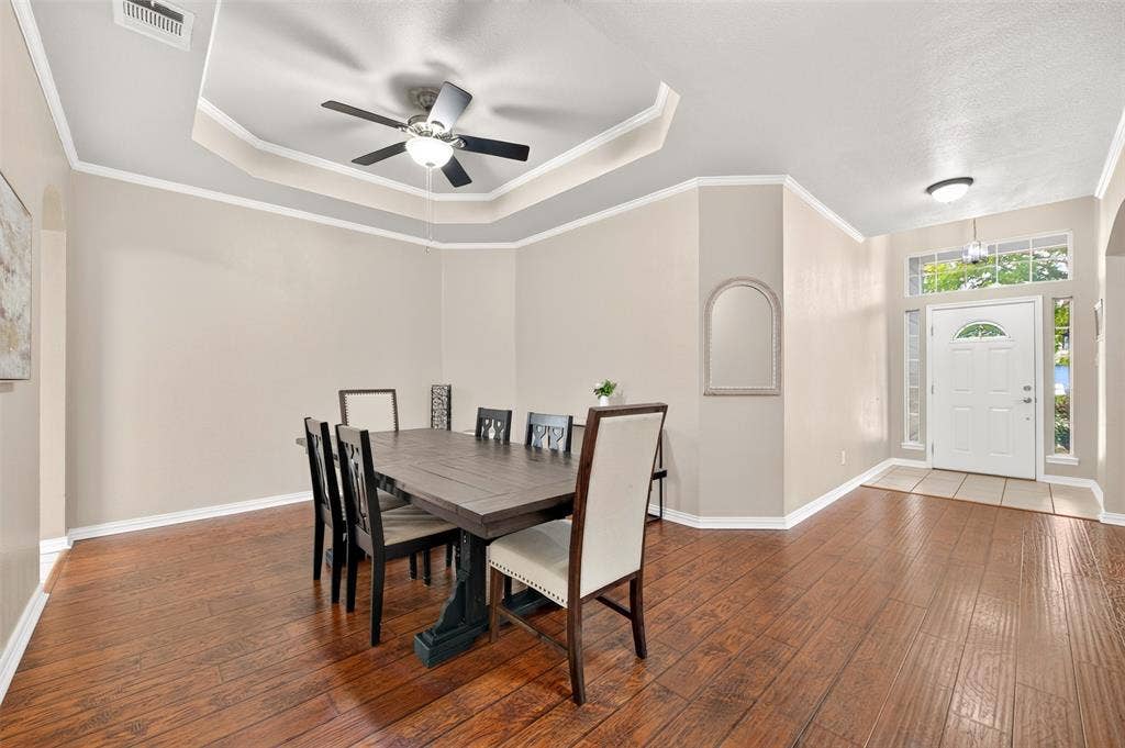 9928 Tanglebrush Drive, McKinney, TX 75072 9928 Tanglebrush Drive, McKinney, TX 75072