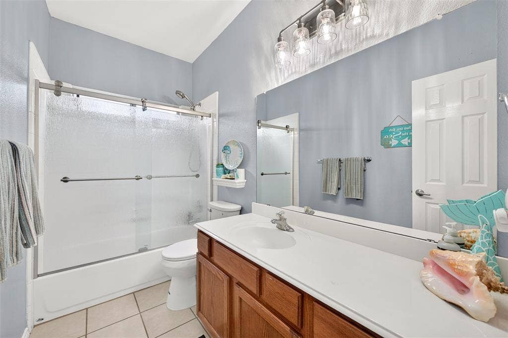 9928 Tanglebrush Drive, McKinney, TX 75072 9928 Tanglebrush Drive, McKinney, TX 75072