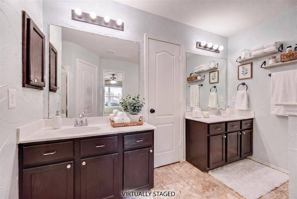 905 Elizabeth Drive, Lewisville, TX 75067 905 Elizabeth Drive, Lewisville, TX 75067