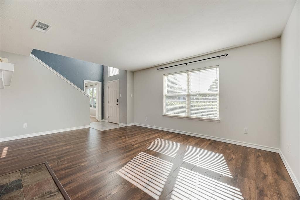 905 Elizabeth Drive, Lewisville, TX 75067 905 Elizabeth Drive, Lewisville, TX 75067