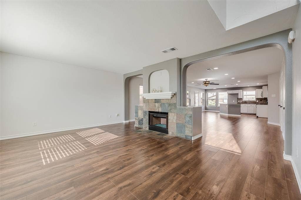 905 Elizabeth Drive, Lewisville, TX 75067 905 Elizabeth Drive, Lewisville, TX 75067