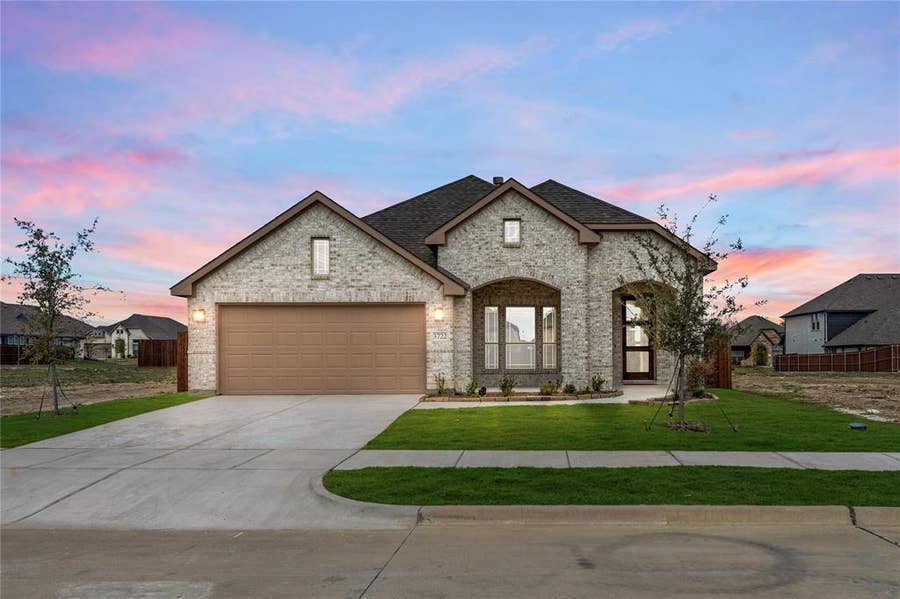 Property photo for 3722 Brookgreen Lane, Kaufman, TX