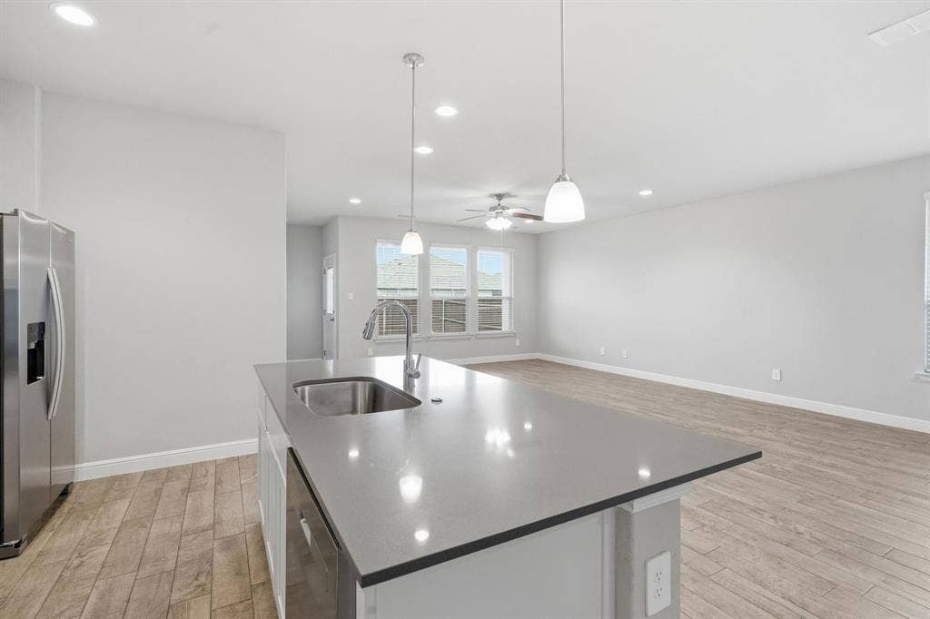 Quartz Countertops (virtually staged)