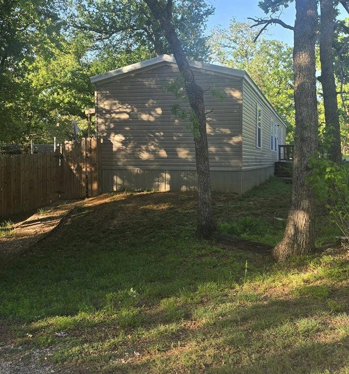 Property photo for 6033 Hidden Circle, Azle, TX