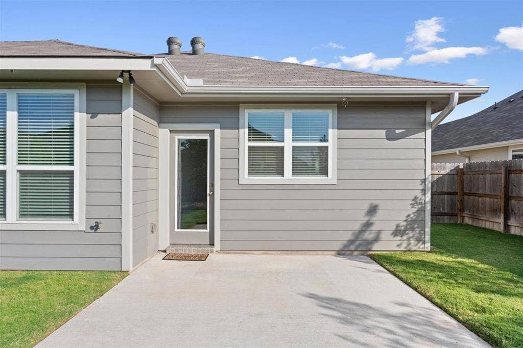4029 Centerfire Road, Waco, TX 76705 4029 Centerfire Road, Waco, TX 76705