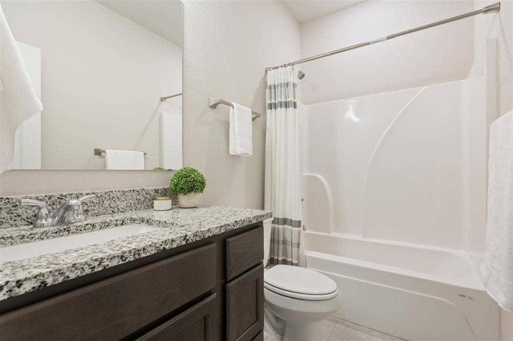 4029 Centerfire Road, Waco, TX 76705 4029 Centerfire Road, Waco, TX 76705