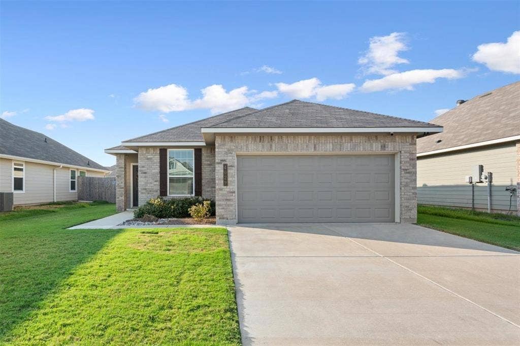 4029 Centerfire Road, Waco, TX 76705 4029 Centerfire Road, Waco, TX 76705