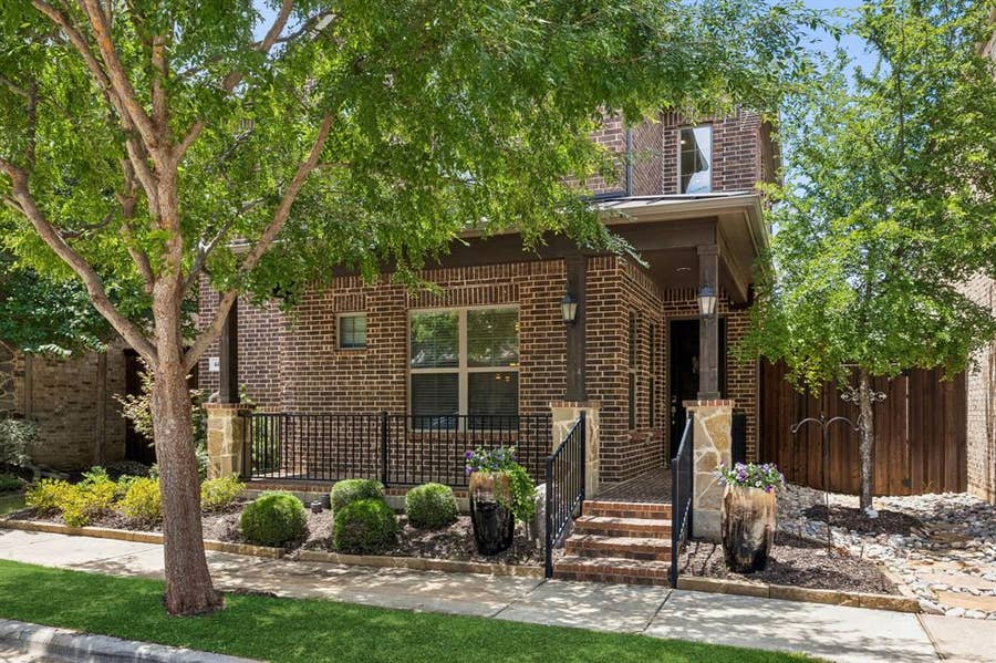 Property photo for 4421 Broadway Avenue, Flower Mound, TX