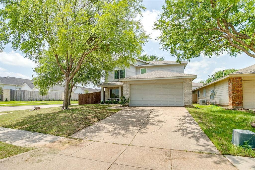 2201 Northway, Denton, TX 76207