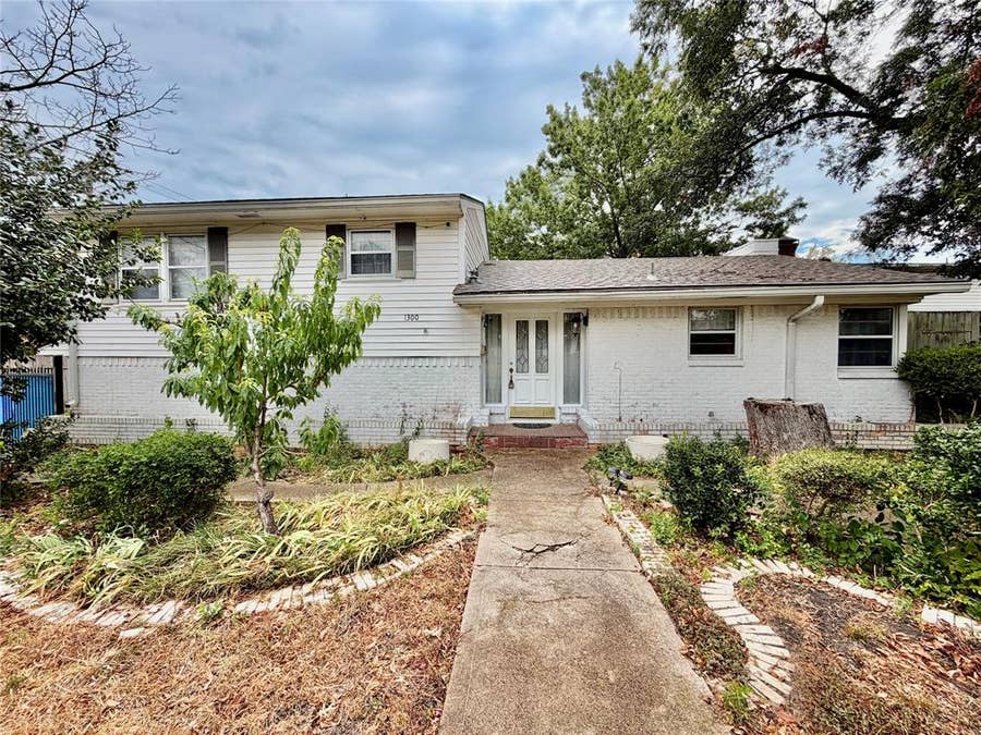 Property photo for 1300 Elmhurst Drive, Garland, TX