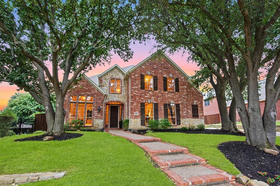 Property photo for 3917 Ashburton Way, Flower Mound, TX