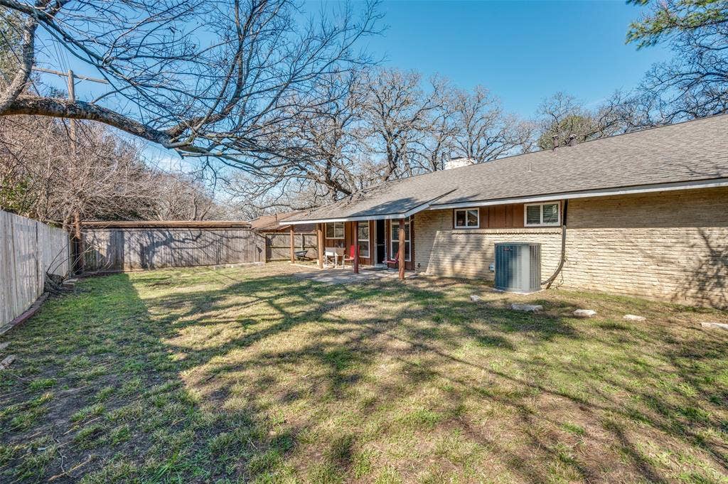 3406 Halifax Drive, Arlington, TX 76013 3406 Halifax Drive, Arlington, TX 76013