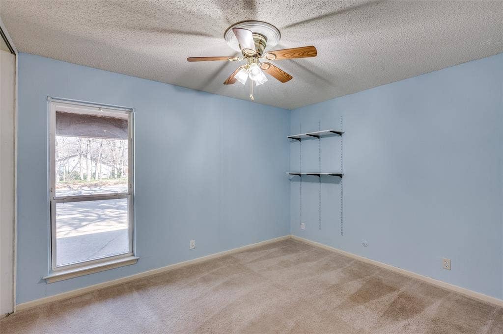 3406 Halifax Drive, Arlington, TX 76013 3406 Halifax Drive, Arlington, TX 76013