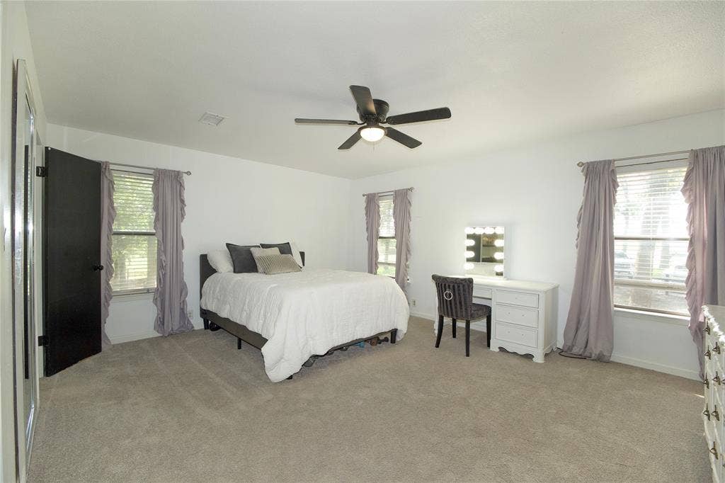 711 County Road 162, Gainesville, TX 76240