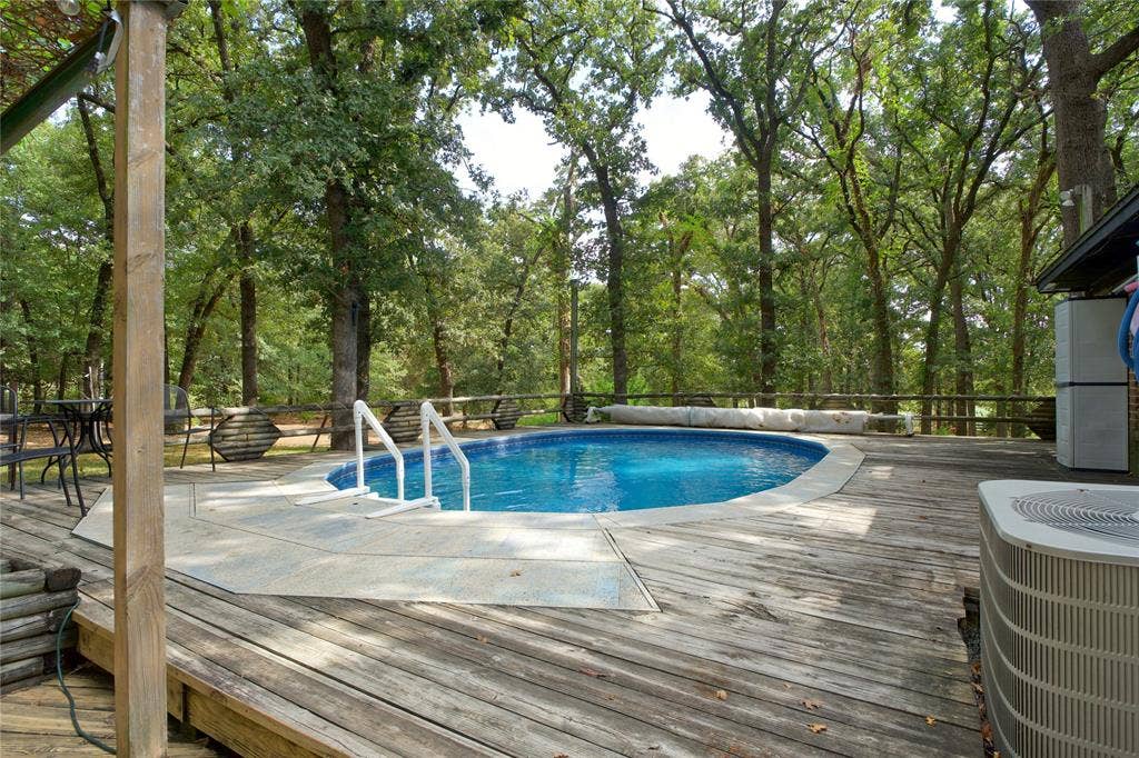 711 County Road 162, Gainesville, TX 76240