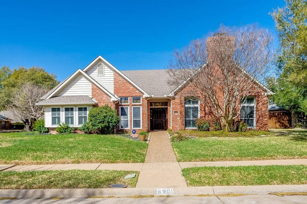 6901 April Way Circle, Plano, TX 75023 6901 April Way Circle, Plano, TX 75023