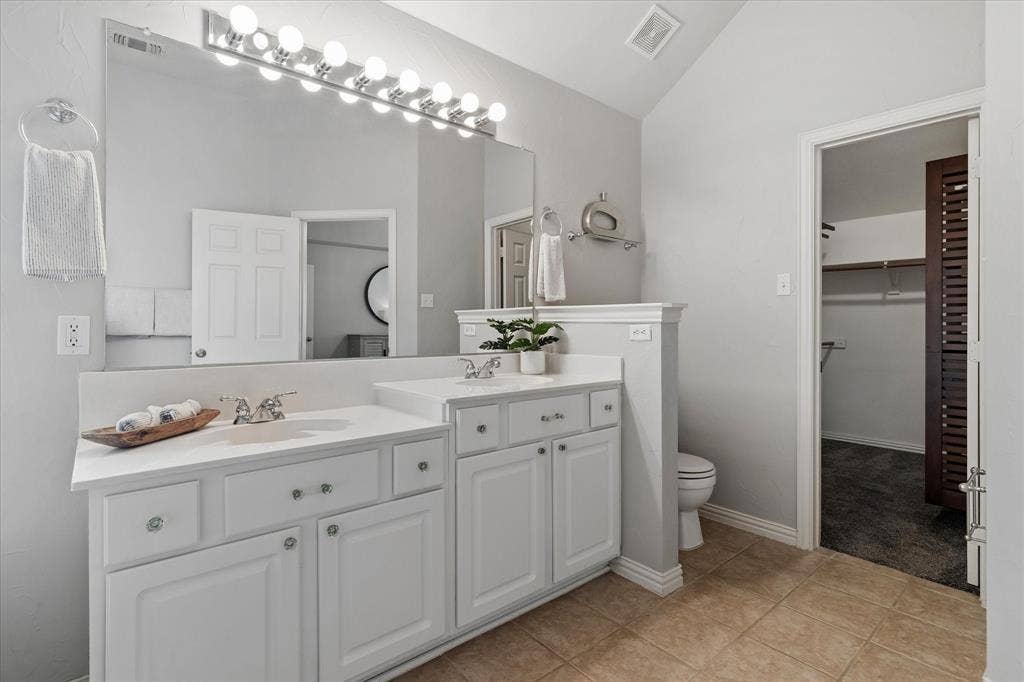 417 Rock Ridge Way, McKinney, TX 75072 View of closet entrance.