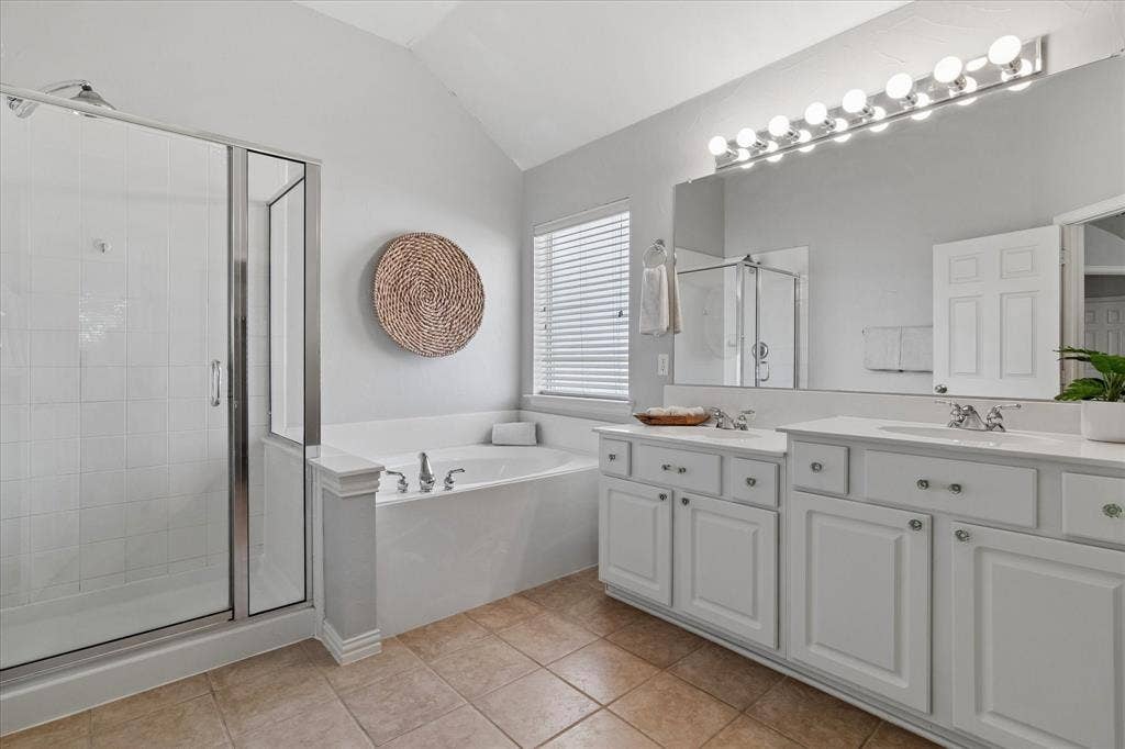 417 Rock Ridge Way, McKinney, TX 75072 Separate Tub & Shower, Dual Sinks