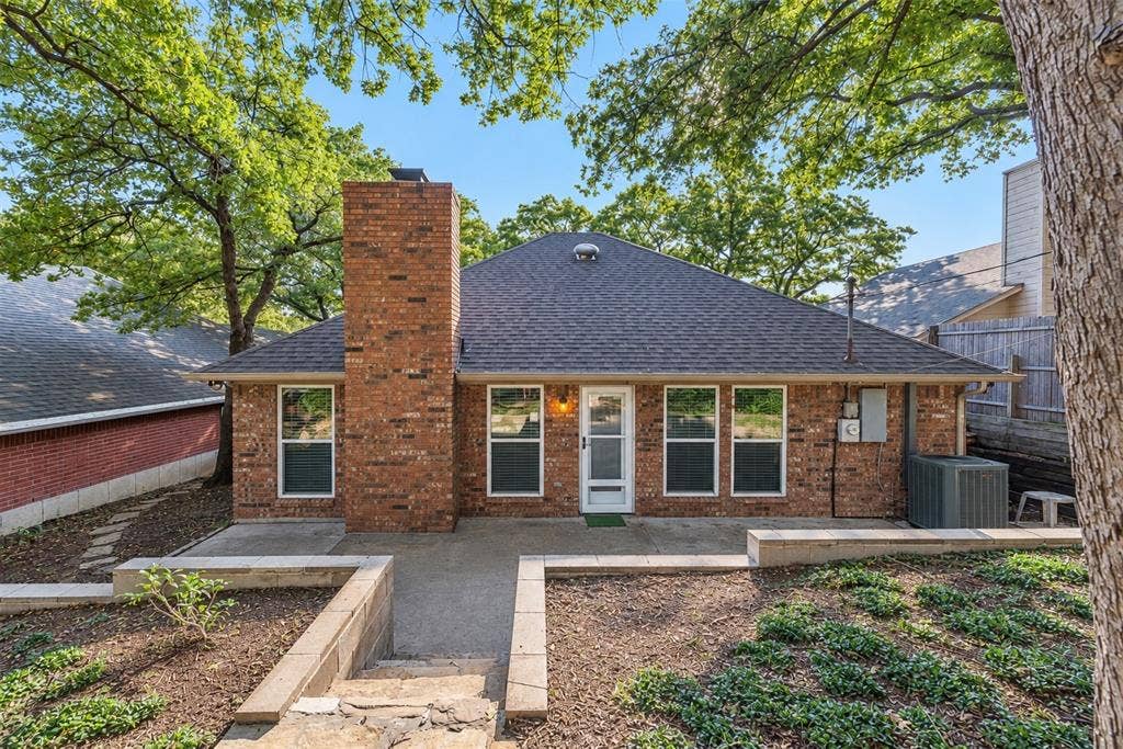 4916 Canberra Lane, Arlington, TX 76017 4916 Canberra Lane, Arlington, TX 76017