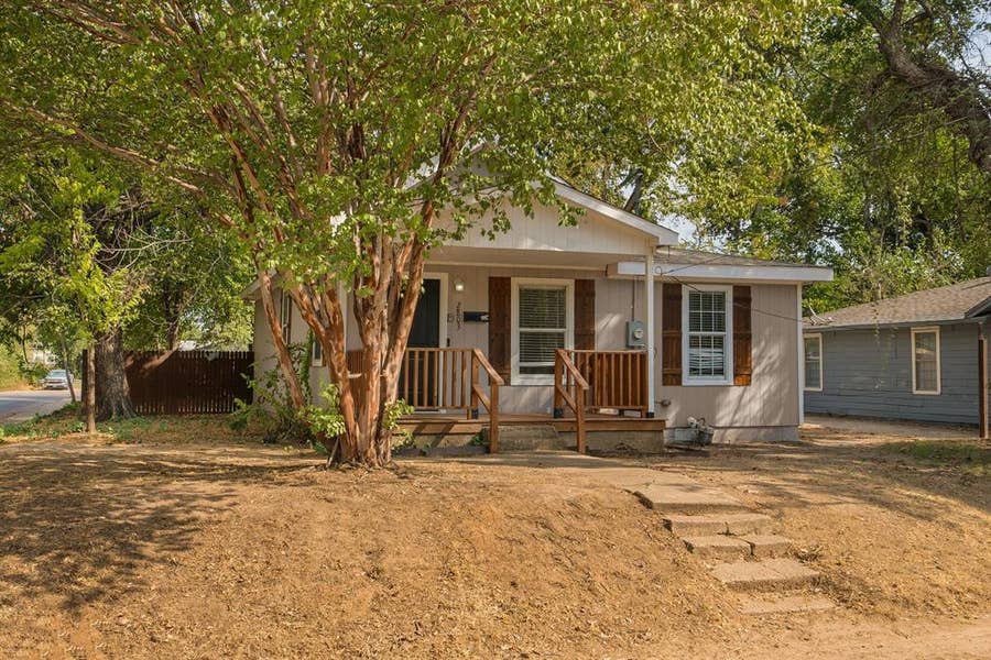 Property photo for 2803 Valentine Street, Dallas, TX
