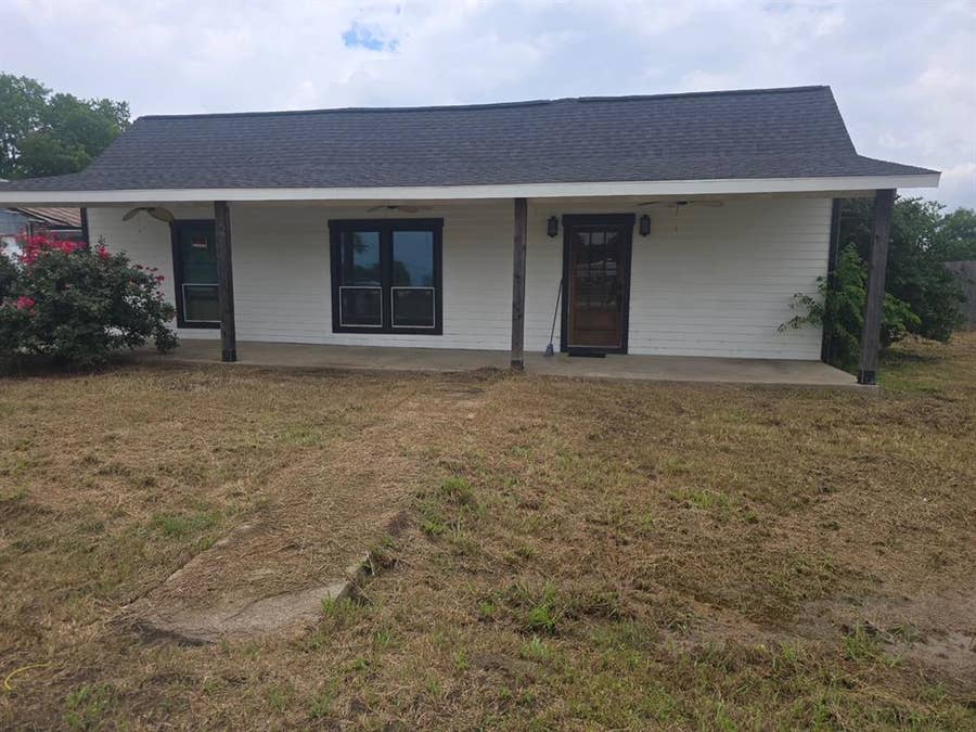 Property photo for 303 E Treadwell, Aquilla, TX