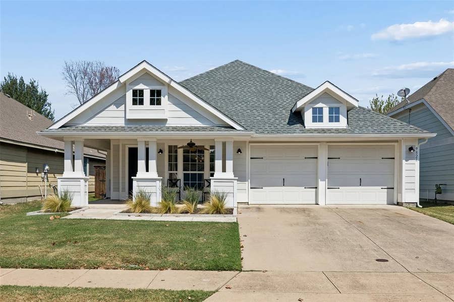 Property photo for 9828 Meadow Rue Drive, McKinney, TX