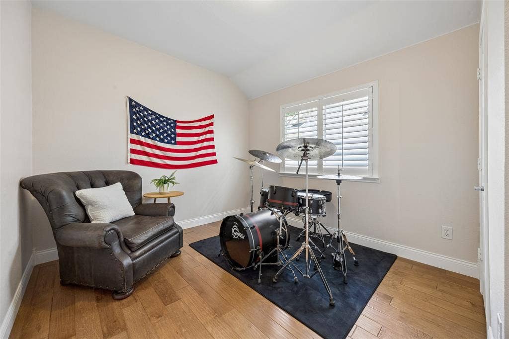 9828 Meadow Rue Drive, McKinney, TX 75072 Versatile additional bedroom ready to fit your lifestyle and needs.