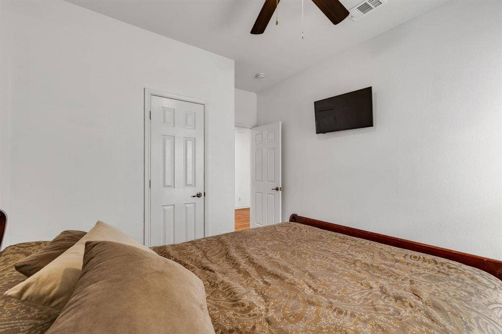 7004 Cotton Seed Drive, McKinney, TX 75070 7004 Cotton Seed Drive, McKinney, TX 75070