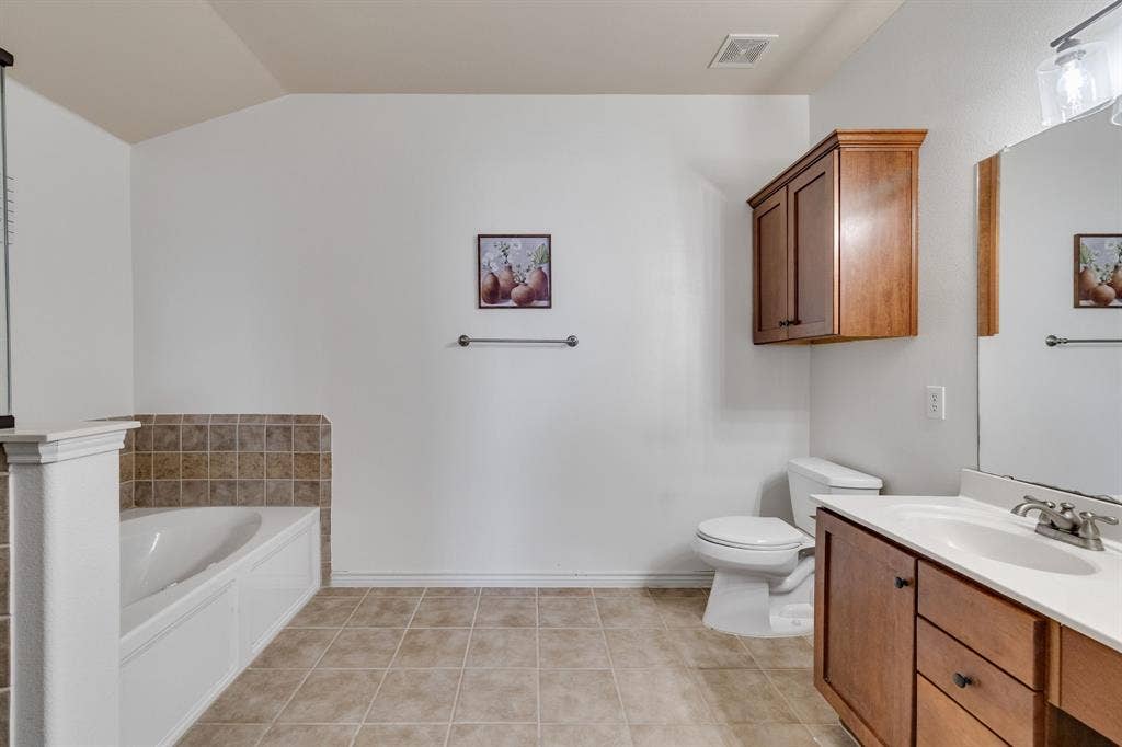 7004 Cotton Seed Drive, McKinney, TX 75070 7004 Cotton Seed Drive, McKinney, TX 75070