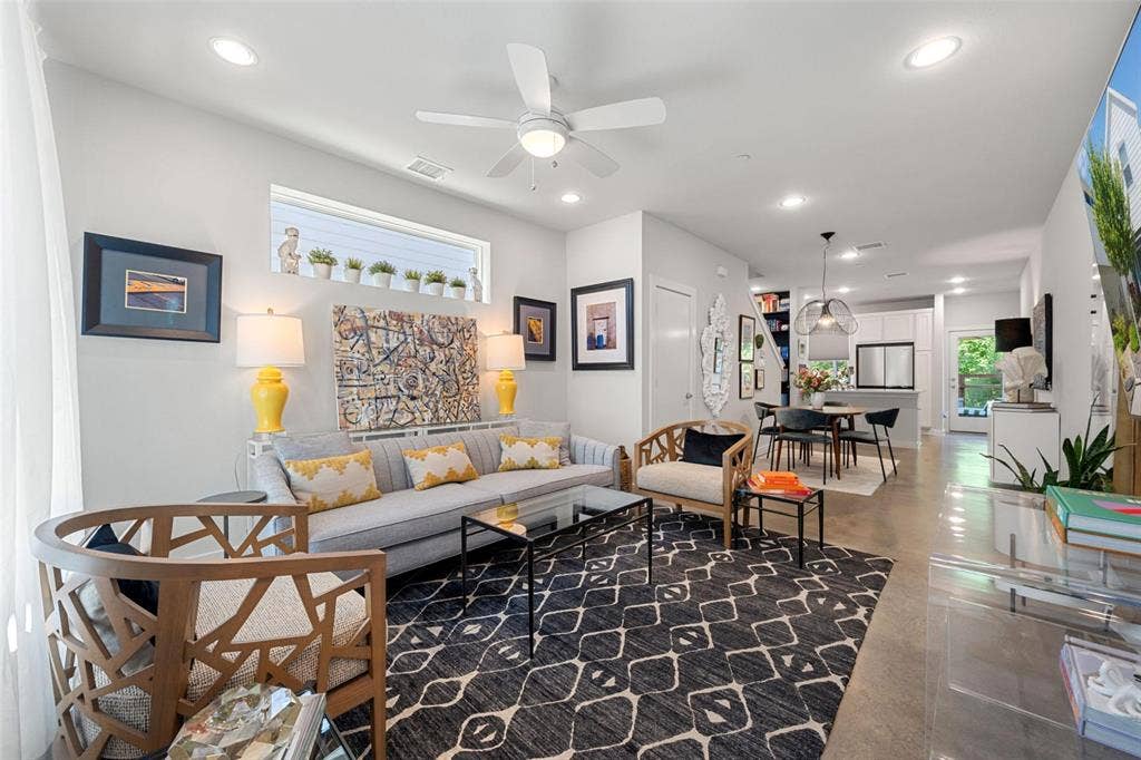 1269 Clifftop Lane, Dallas, TX 75208 1269 Clifftop Lane, Dallas, TX 75208