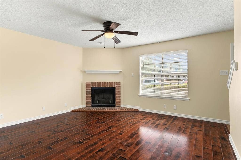 716 W Mulberry Street, #1C, Denton, TX 76201 716 W Mulberry Street, #1C, Denton, TX 76201