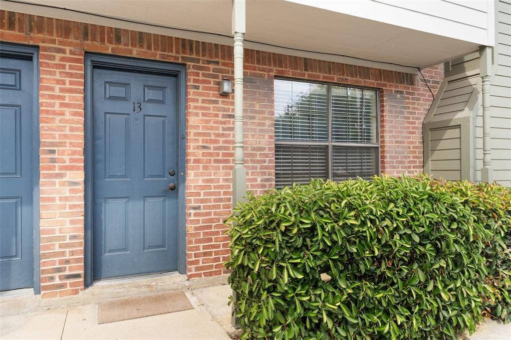 716 W Mulberry Street, #1C, Denton, TX 76201 716 W Mulberry Street, #1C, Denton, TX 76201