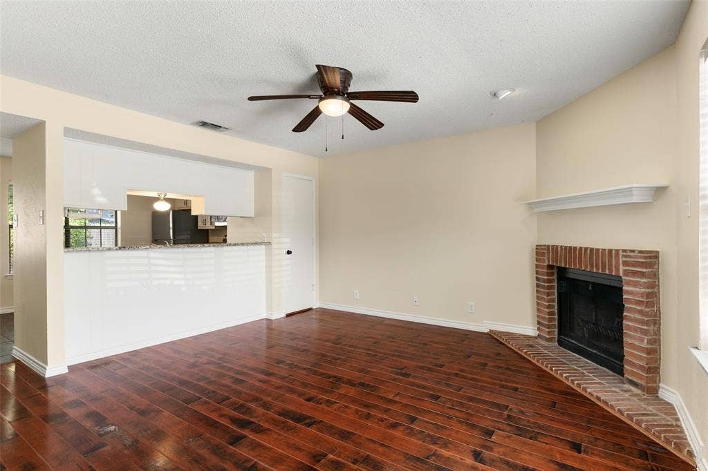 716 W Mulberry Street, #1C, Denton, TX 76201 716 W Mulberry Street, #1C, Denton, TX 76201