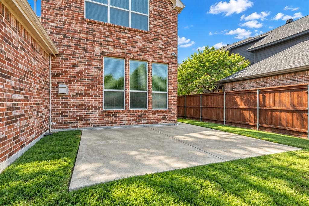 2185 Goliad Circle, Frisco, TX 75033 2185 Goliad Circle, Frisco, TX 75033