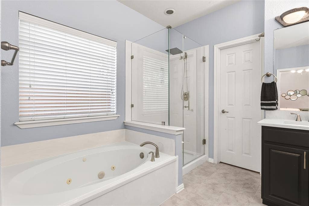 2185 Goliad Circle, Frisco, TX 75033 2185 Goliad Circle, Frisco, TX 75033