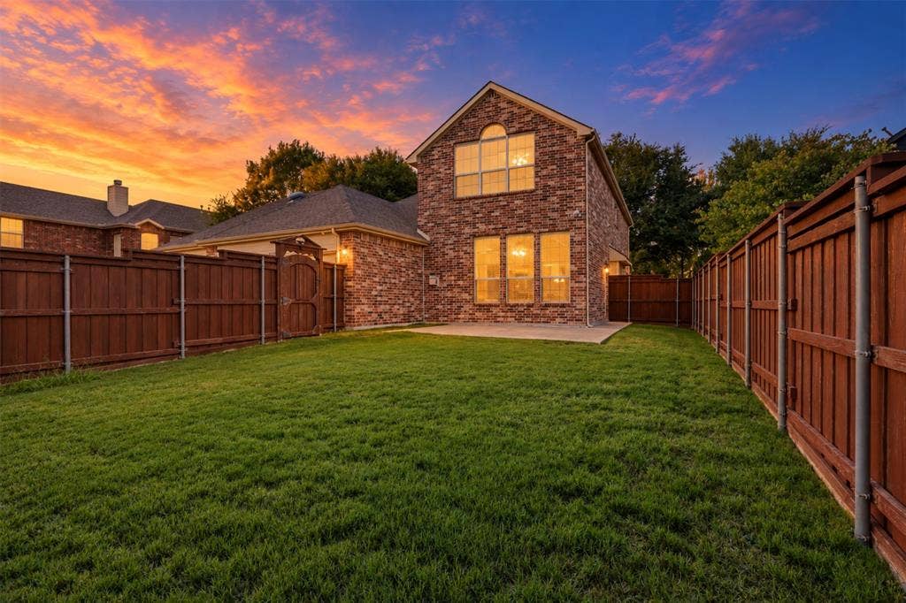 2185 Goliad Circle, Frisco, TX 75033 2185 Goliad Circle, Frisco, TX 75033