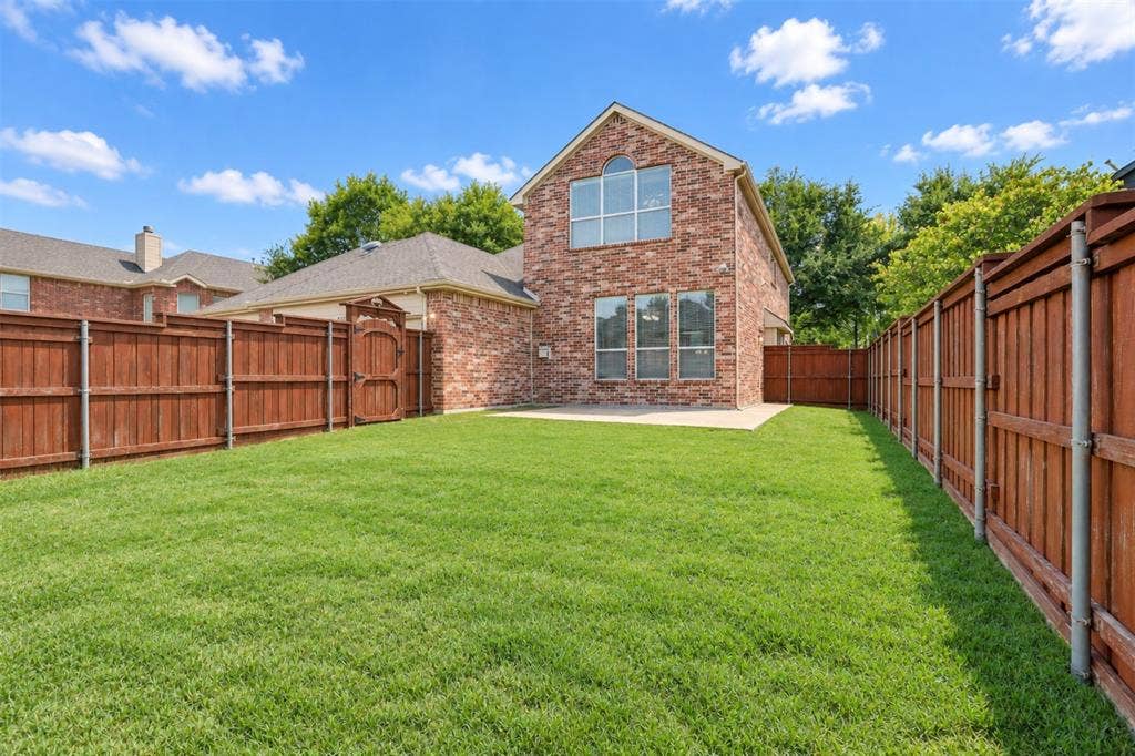 2185 Goliad Circle, Frisco, TX 75033 2185 Goliad Circle, Frisco, TX 75033