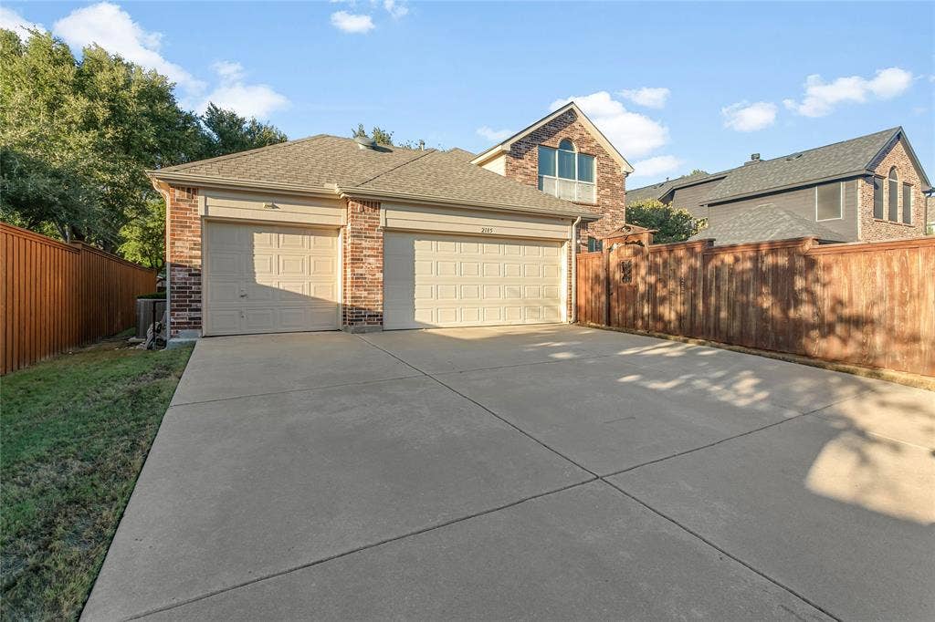 2185 Goliad Circle, Frisco, TX 75033 2185 Goliad Circle, Frisco, TX 75033