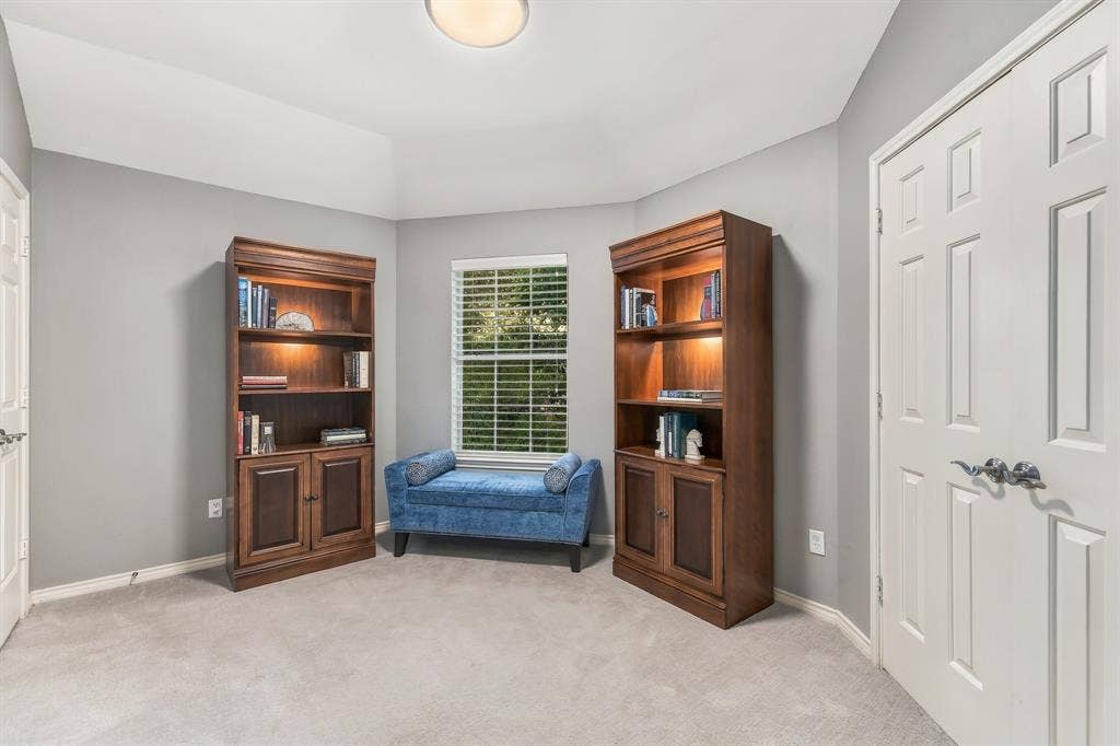 8707 Stonecrest Drive, Irving, TX 75063 8707 Stonecrest Drive, Irving, TX 75063