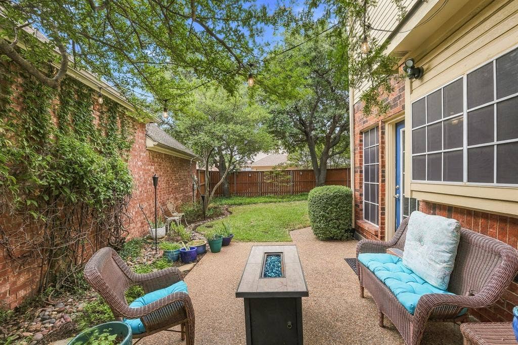 8707 Stonecrest Drive, Irving, TX 75063 8707 Stonecrest Drive, Irving, TX 75063