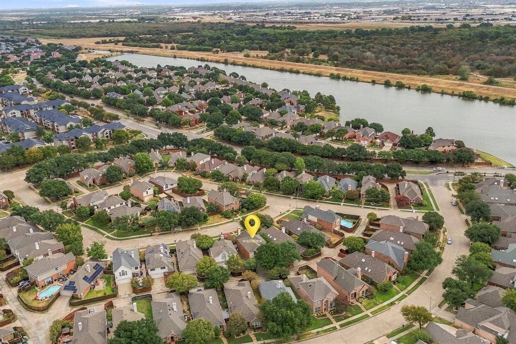 8707 Stonecrest Drive, Irving, TX 75063 8707 Stonecrest Drive, Irving, TX 75063