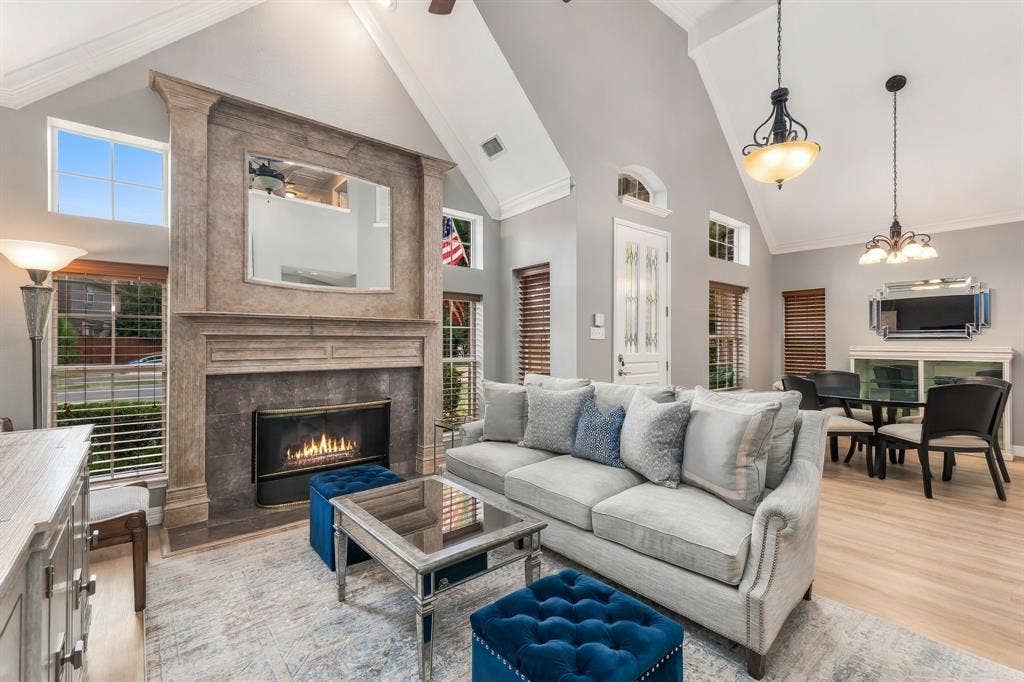 8707 Stonecrest Drive, Irving, TX 75063 8707 Stonecrest Drive, Irving, TX 75063