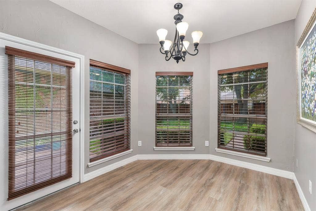 8707 Stonecrest Drive, Irving, TX 75063 8707 Stonecrest Drive, Irving, TX 75063