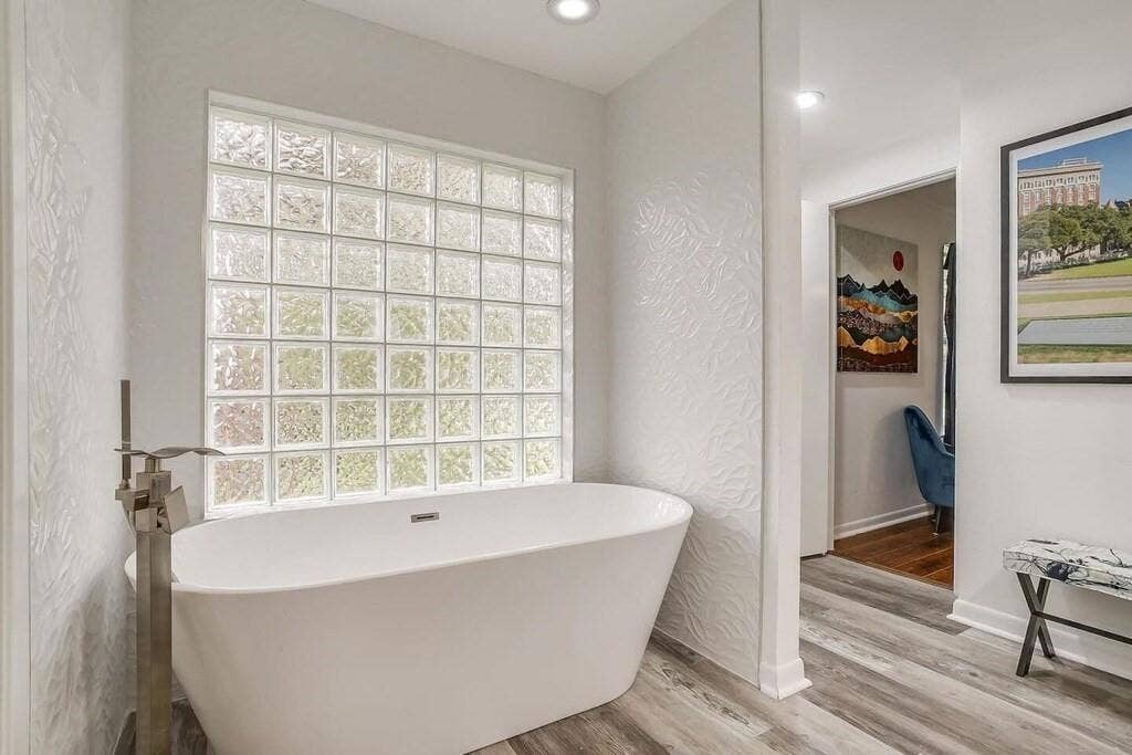 2306 Cypress Drive, Grand Prairie, TX 75050
